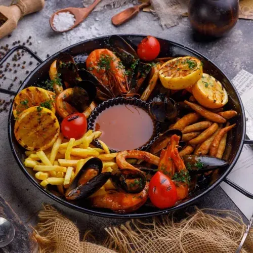 Platou cu fructe de mare